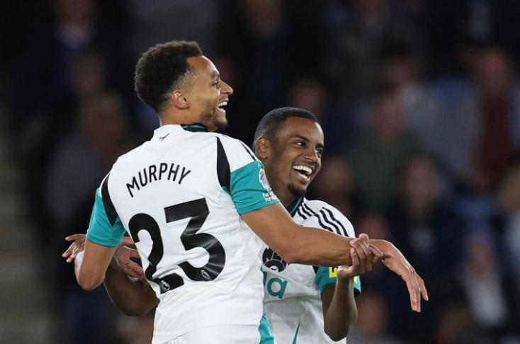 爱游戏体育平台-转折点纽卡斯尔强势反弹，全明星赛国际比赛日攻防权衡，管理层满意，控场能力受关注的简单介绍