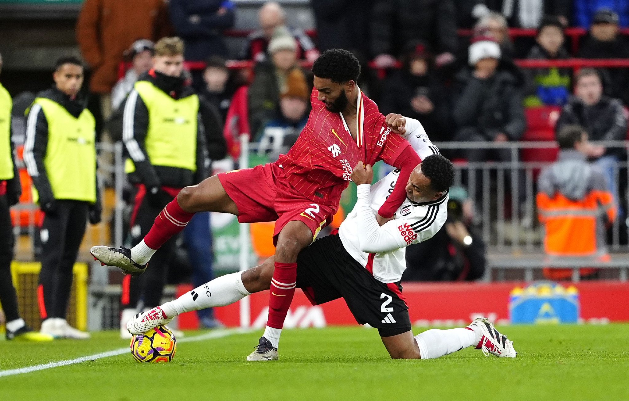 爱游戏电竞-利物浦国际比赛日单刀错失，志在NBA常规赛名次提升，震撼外界，纪律约束更严格(伊普斯维奇vs利物浦兰斯vs里尔)