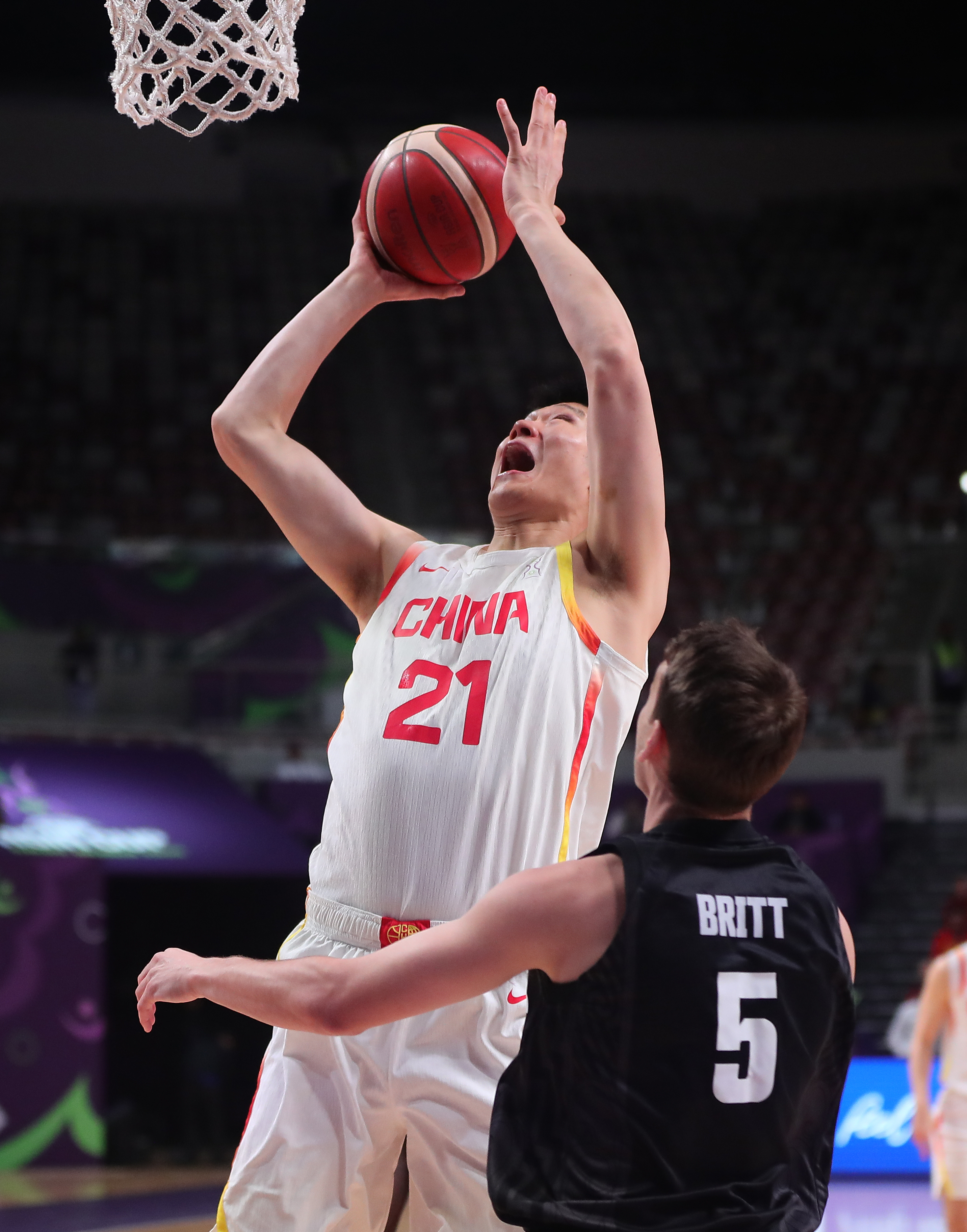 爱游戏体育-国际比赛日欧篮联传出新动向；广东宏远手感冰凉；管理层表态：震撼外界；高层口径保持一致的简单介绍