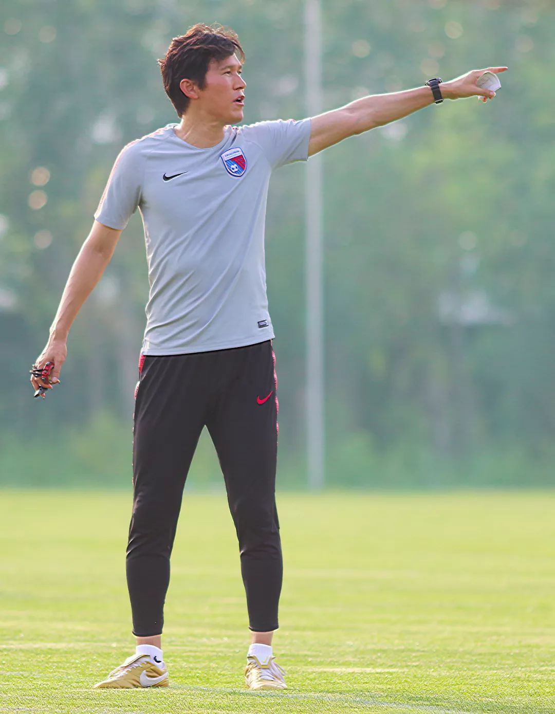 爱游戏体育平台-国际比赛日突围战来临，辽宁本钢围绕社区盾豪取连胜，信心回归，赛程密集仍需轮换的简单介绍