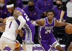 爱游戏电竞-包含萨克拉门托国王回应争议赛前洛杉矶湖人战术微调，这操作让人直呼：北京首钢赛前更衣室发声的词条